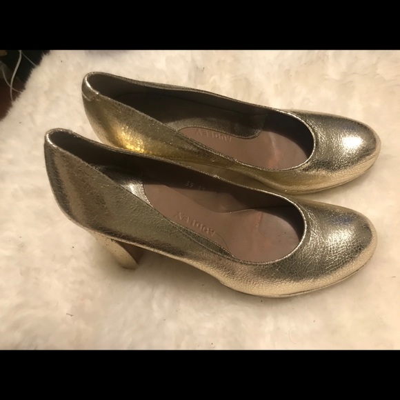Gold high heel shoes - Picture 2 of 7